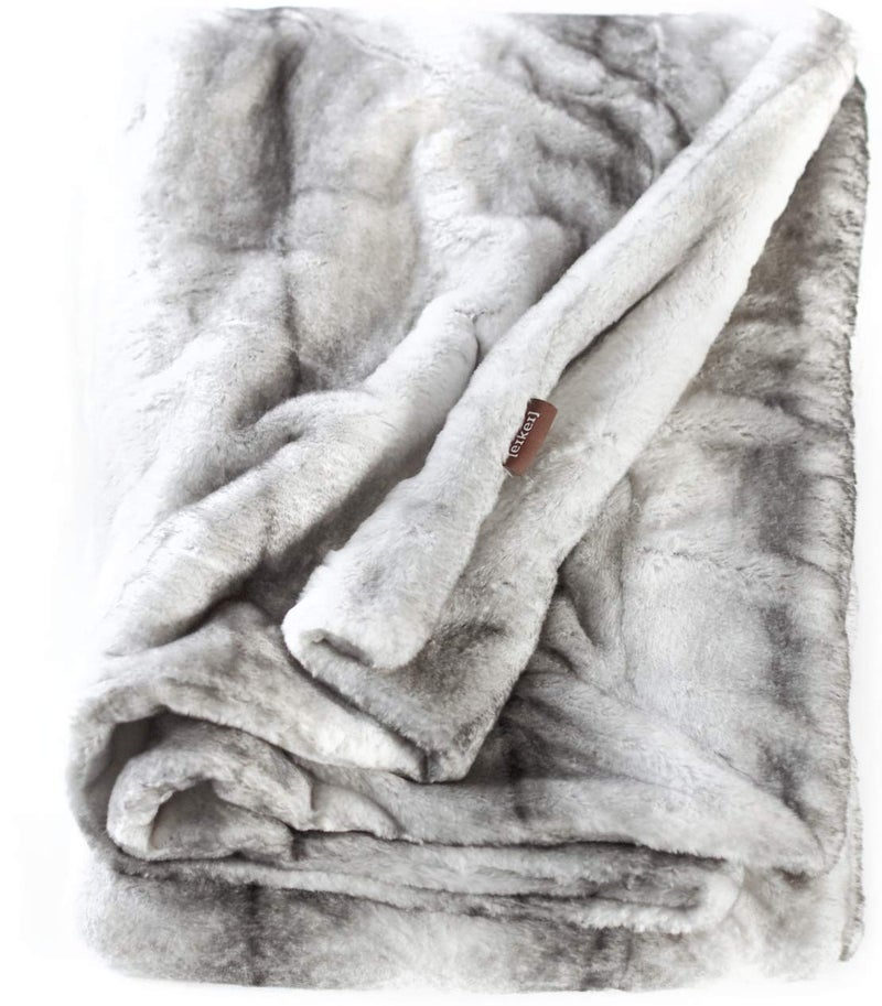 Eikei Double Sided Faux Fur Throw Blanket Silky Soft Oversized Afghan Machine Washable, Grey Striped Mink Chinchilla Shadow Fox (Light Grey, 55Wx70L) - Image 2